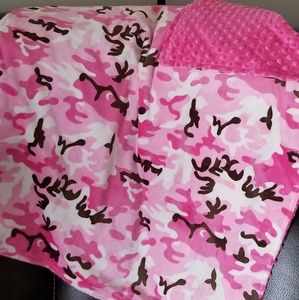 Infant Pink Camo Minky Blanket